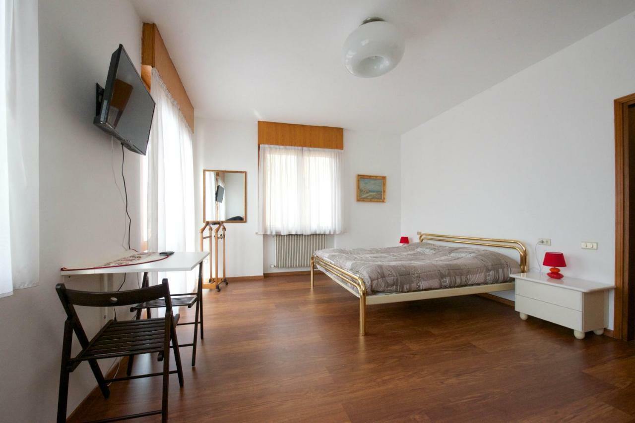 Marzola Bed & Breakfast Trento Bagian luar foto